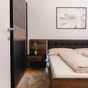 https://10-minutes-to-the-center-2-minutes-to-the-metro.vienna-besthotels.com